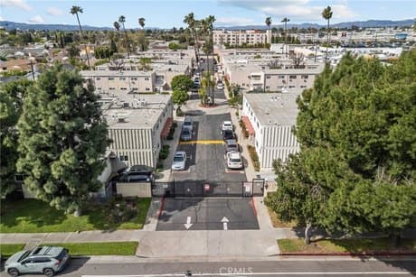 7137 Coldwater Canyon Ave Apt 10