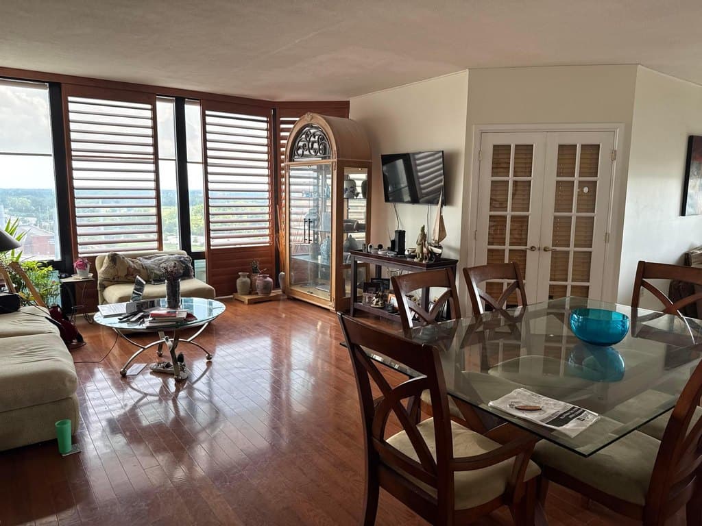 155 W Main St Apt 1405, Columbus