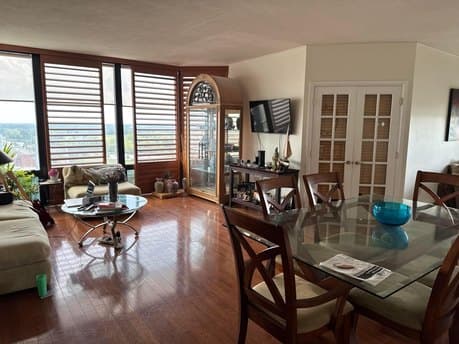 155 W Main St Apt 1405