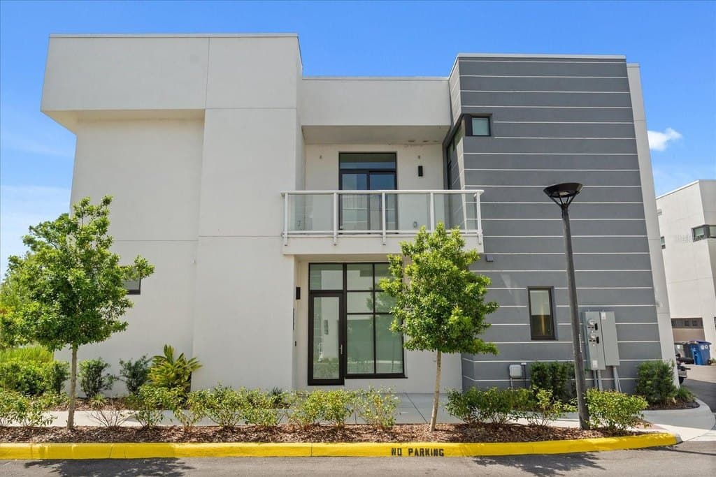 1768 Mondrian Cir, Winter Park