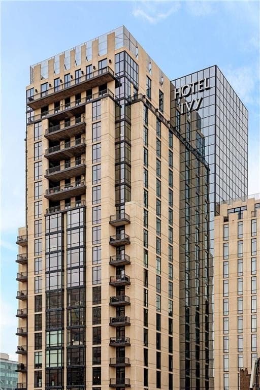 201 S 11th St Unit 1740, Minneapolis