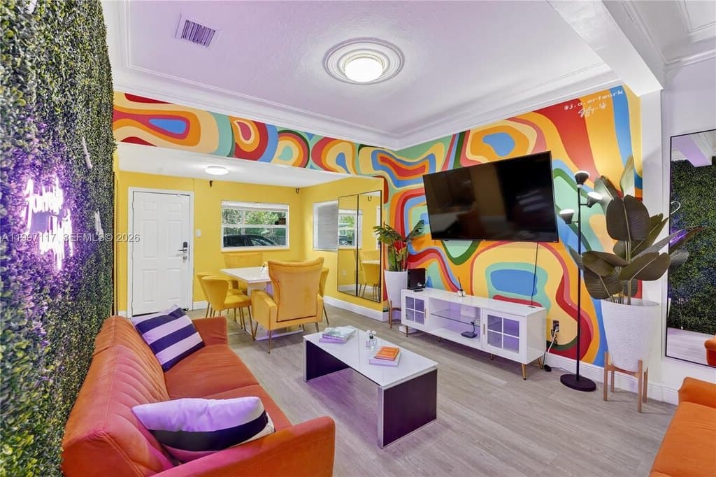 5627 NW 9th Ave, Miami