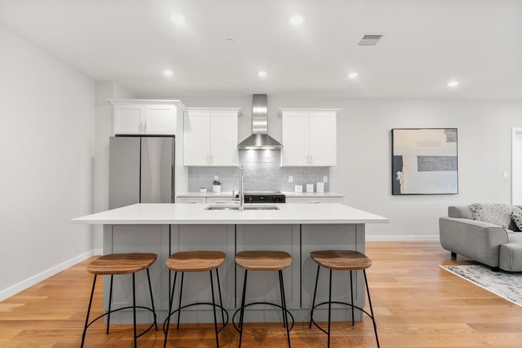 267 Old Colony Ave Apt 503