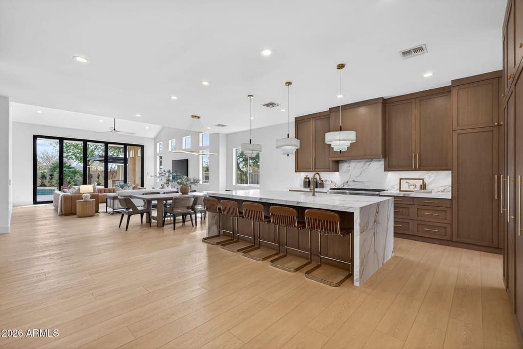 2735 E Flower Ct, Gilbert