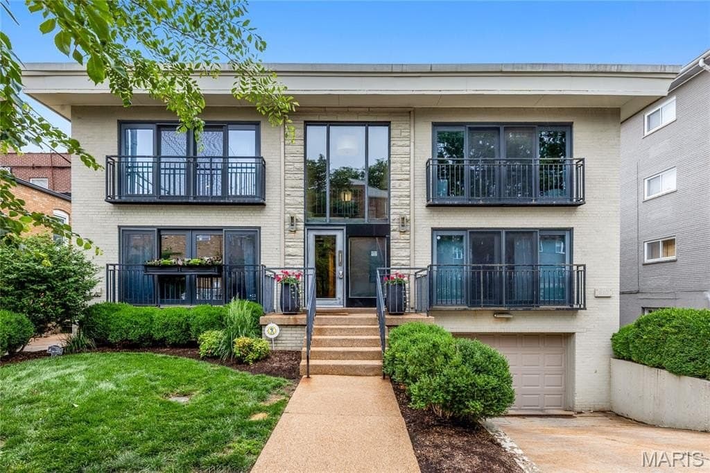 610 Forest Ct Apt 1, Clayton