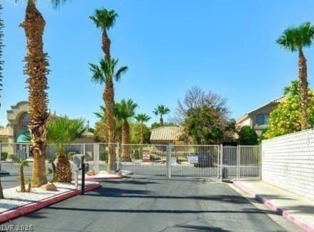 1401 N Michael Way Apt 123, Las Vegas