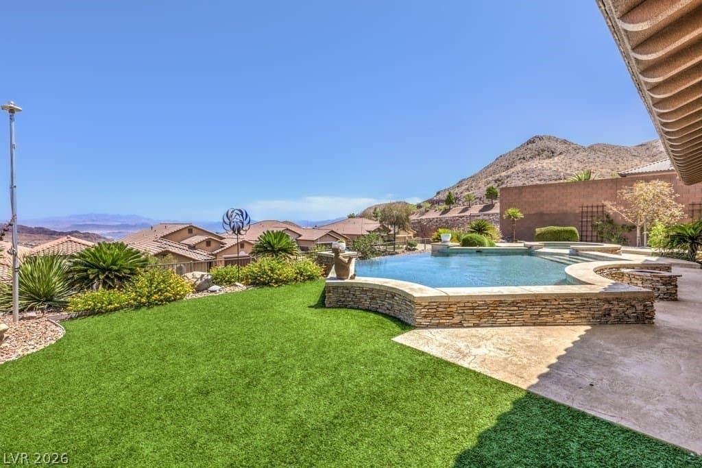854 Tuscany Ct, Boulder City
