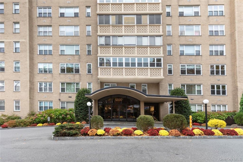 1200 Midland Ave Apt 5B, Bronxville