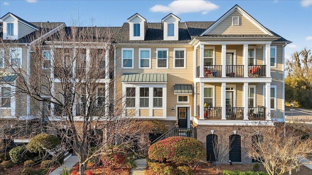 2404 Kendall Dr, Charleston