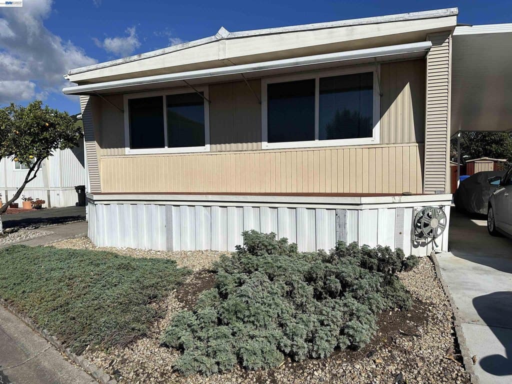 711 Old Canyon Rd Spc 69, Fremont