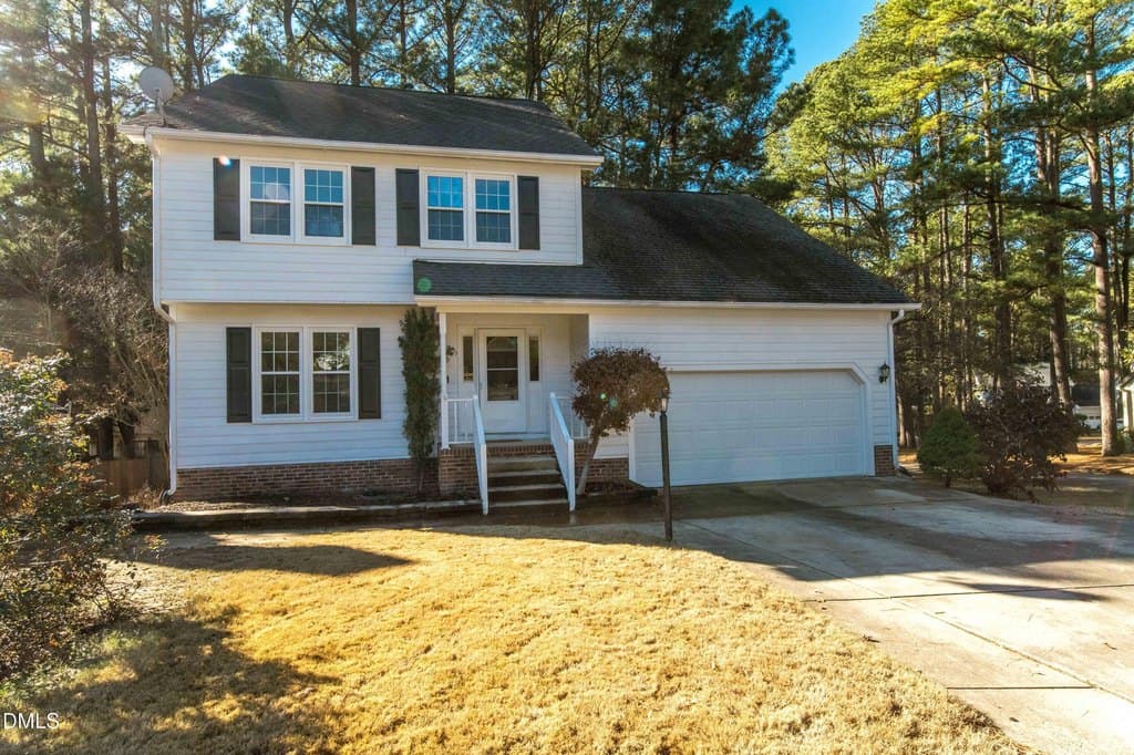 105 Fox Horn Run, Cary