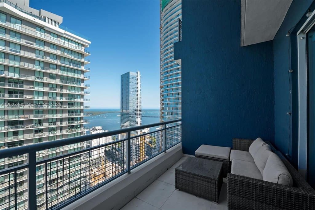 60 SW 13th St Apt 4408, Miami