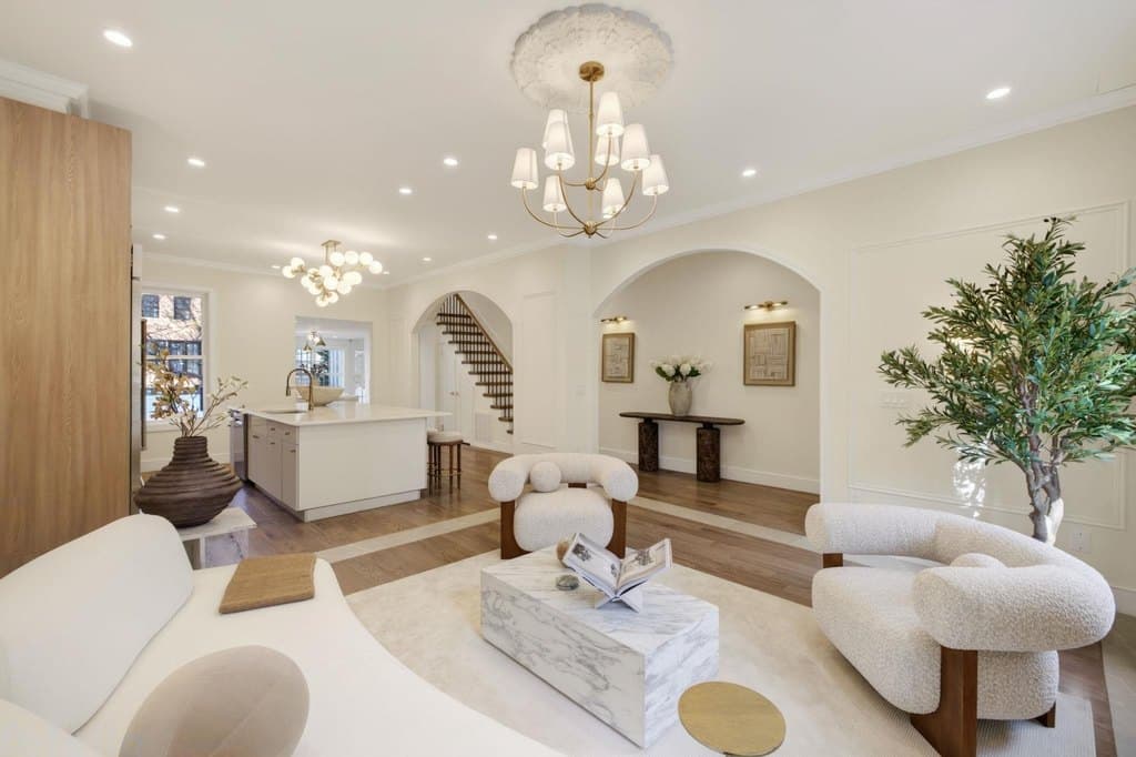 168 Grand St, Jersey City