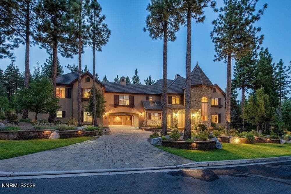 6130 Lake Geneva Dr, Reno