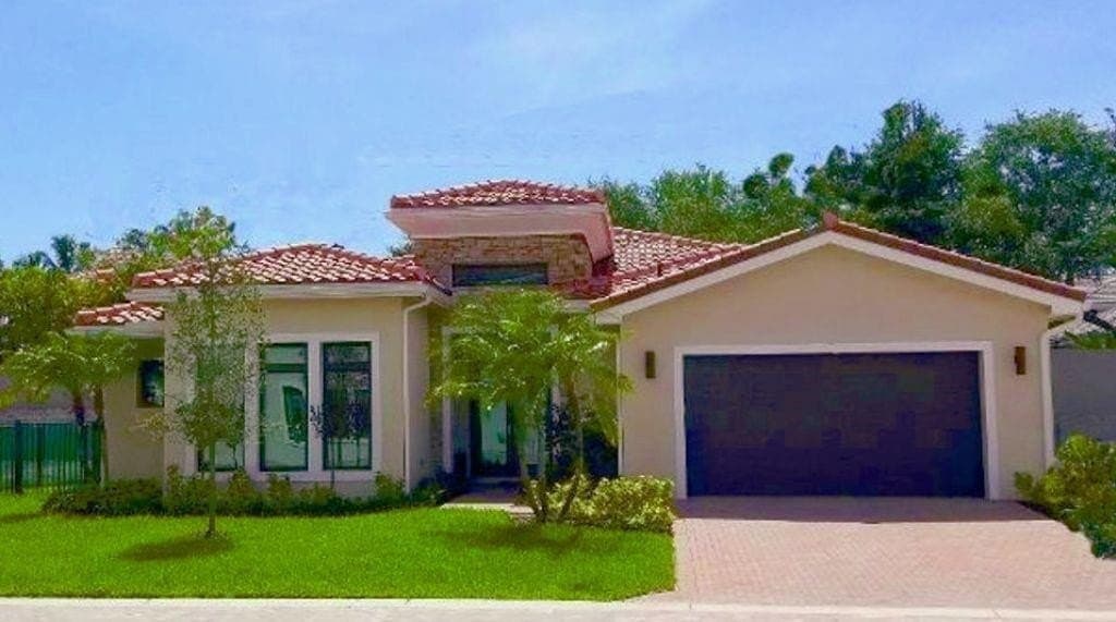 5786 Ashwood Cir, Fort Lauderdale