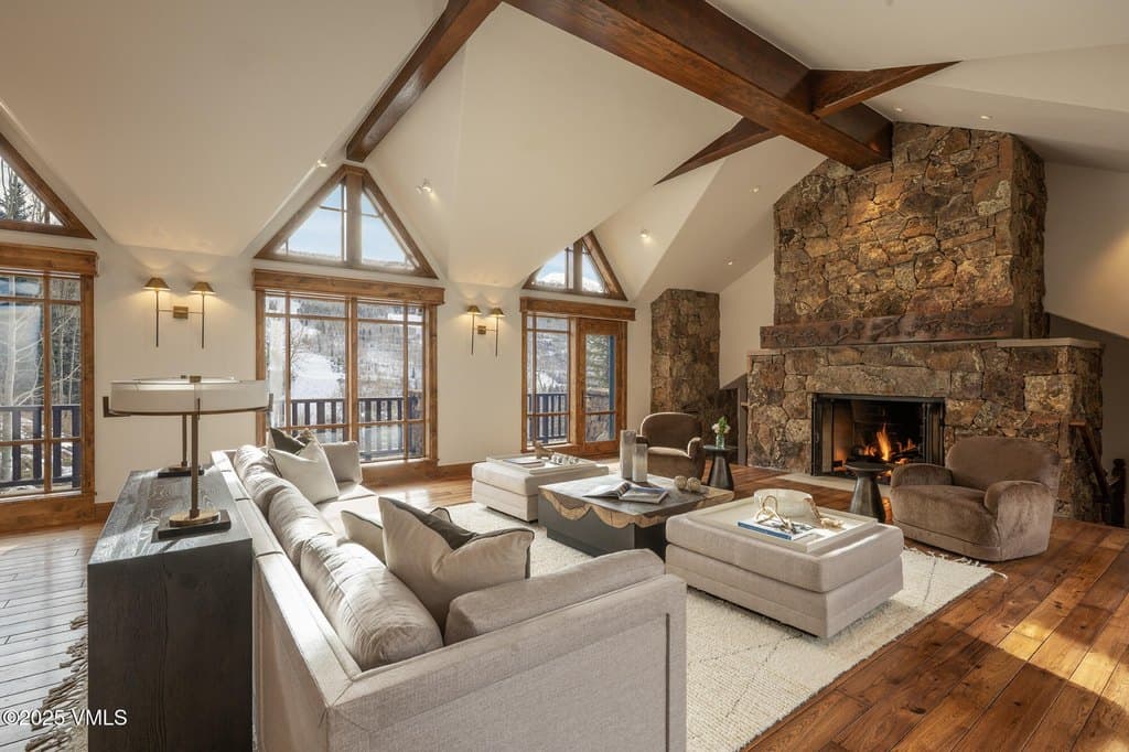 1094 Riva Gln, Vail