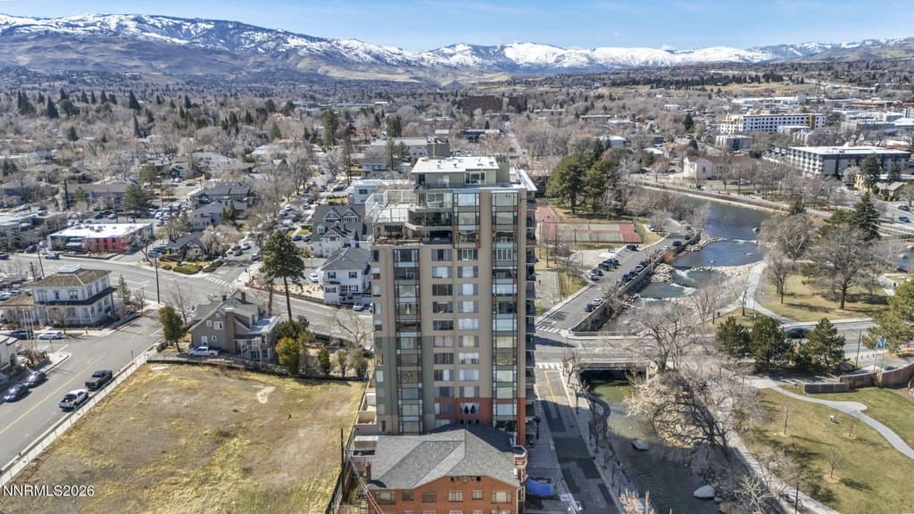 280 Island Ave Apt 1002, Reno