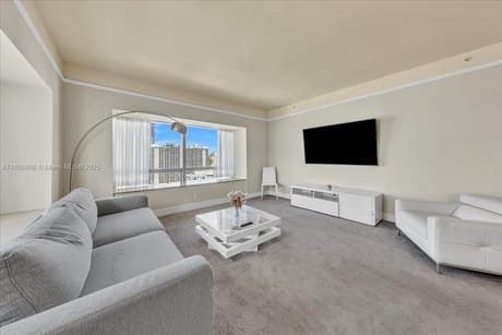 1435 Brickell Ave Unit 3112