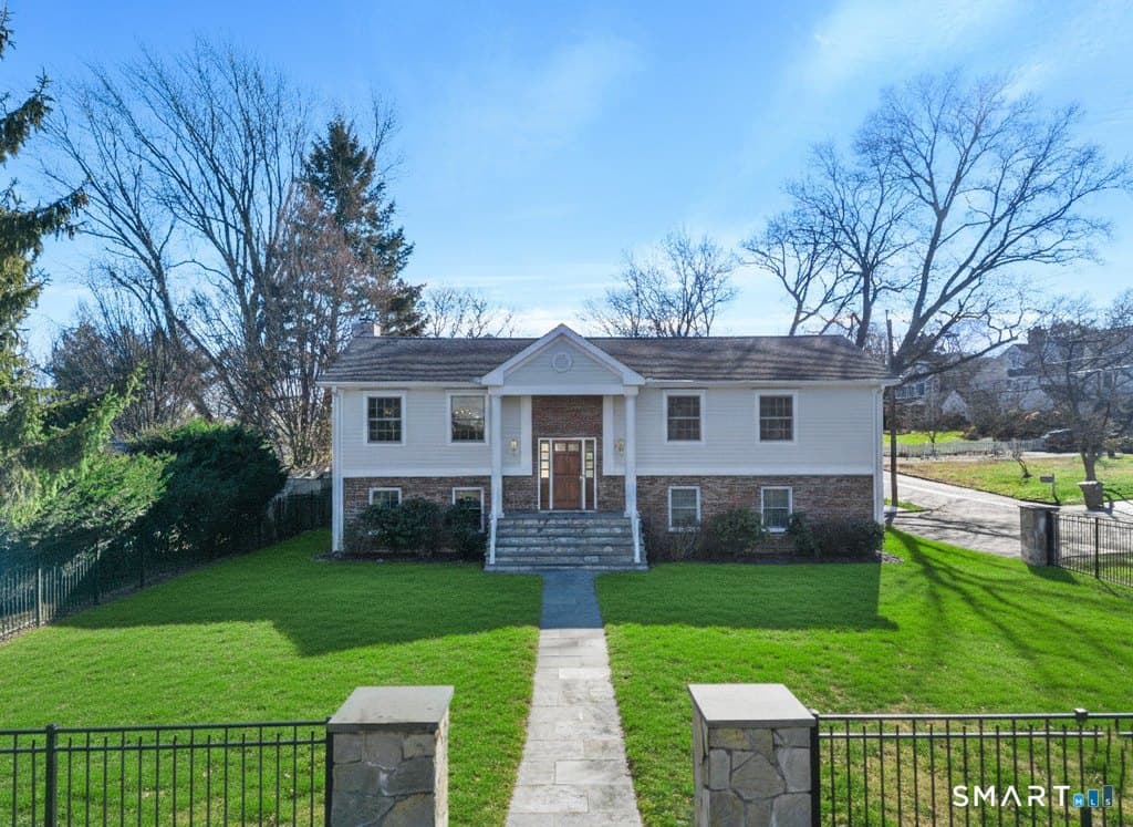 61 Hobson St, Stamford