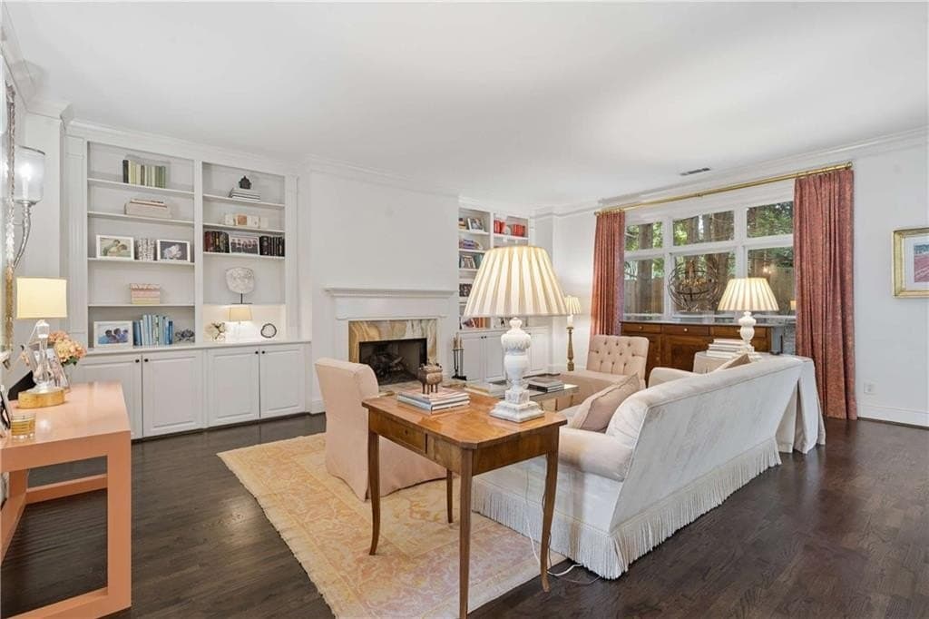 1153 Brookhaven Commons Dr NE, Brookhaven