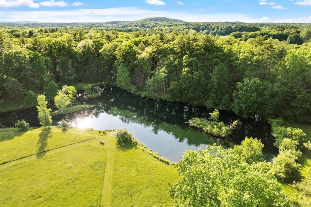 308 Musterfield Rd, Concord