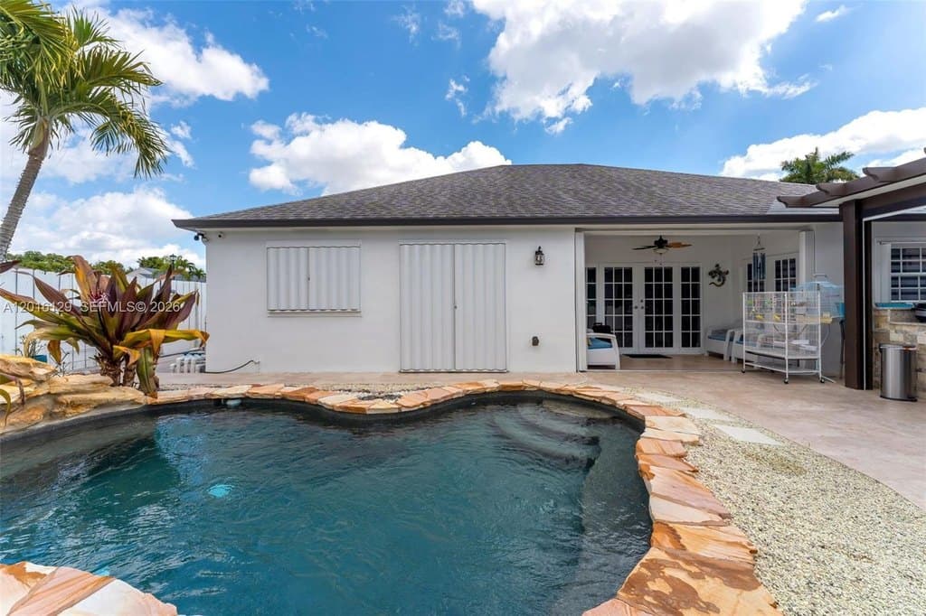 15480 SW 144th Ave