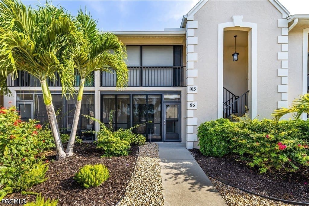 12130 Kelly Greens Blvd Apt 95, Fort Myers