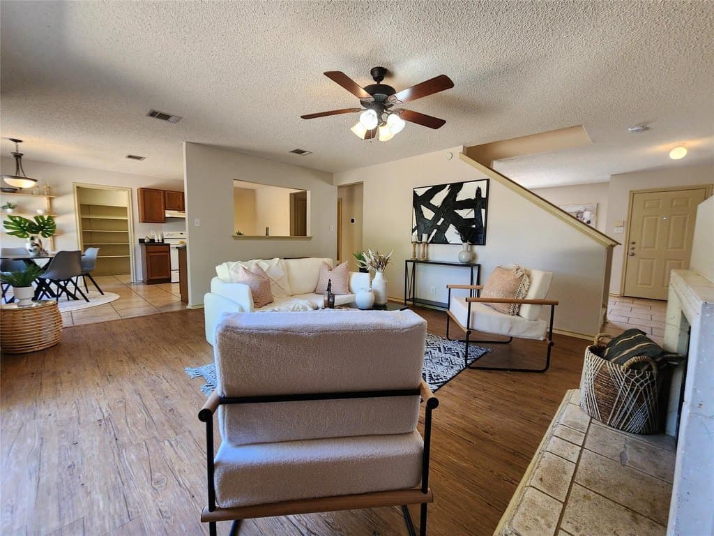 2516 Glen Field Dr, Cedar Park