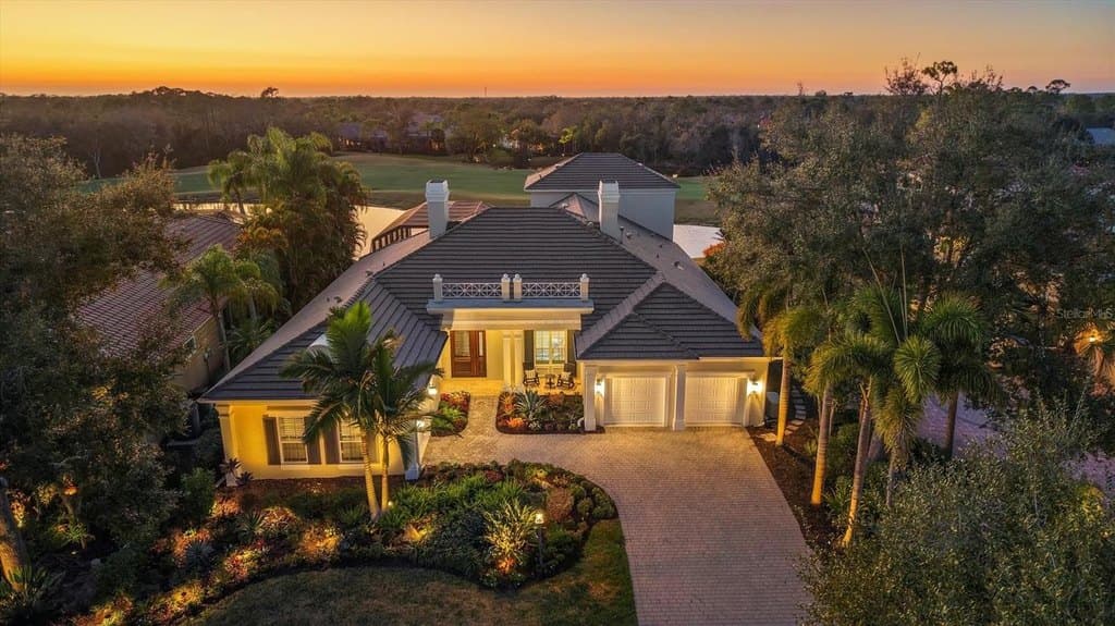 7520 Greystone St, Lakewood Ranch