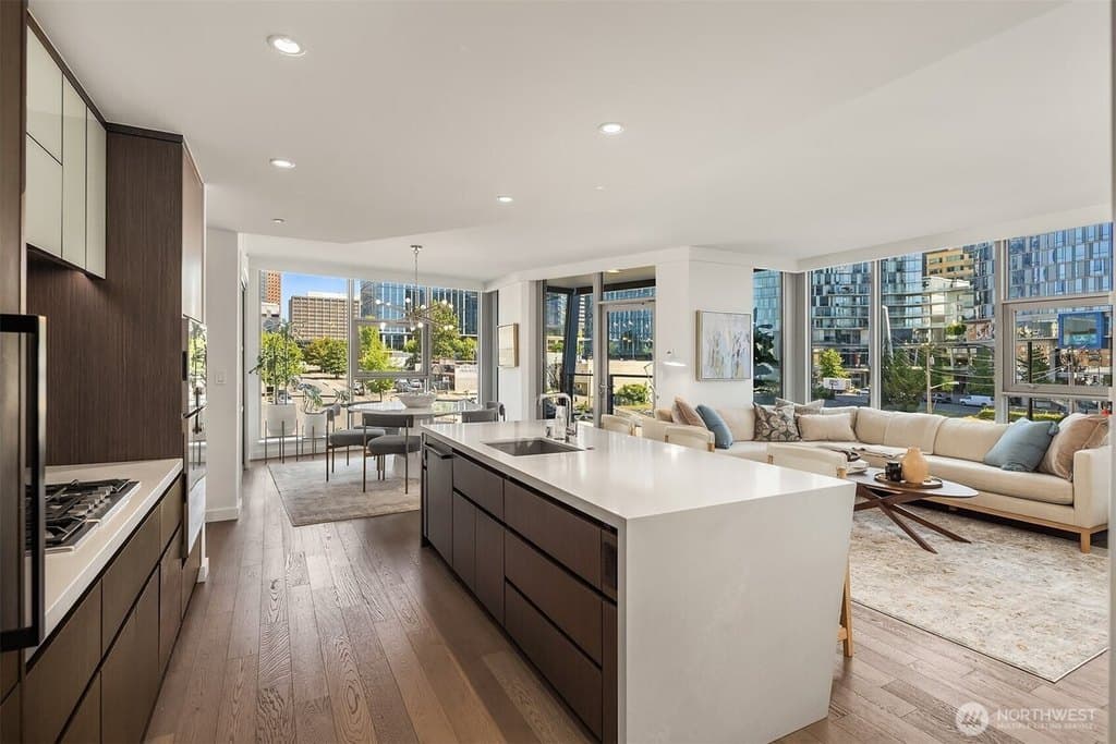 188 Bellevue Way NE Unit 311, Bellevue