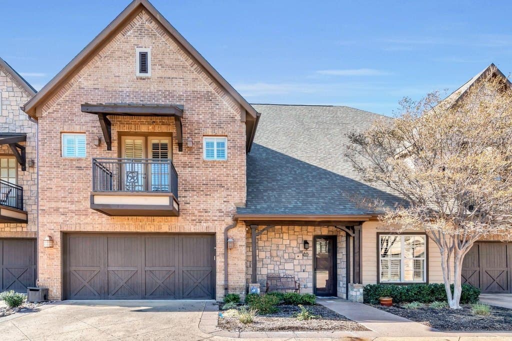 332 Watermere Dr, Southlake