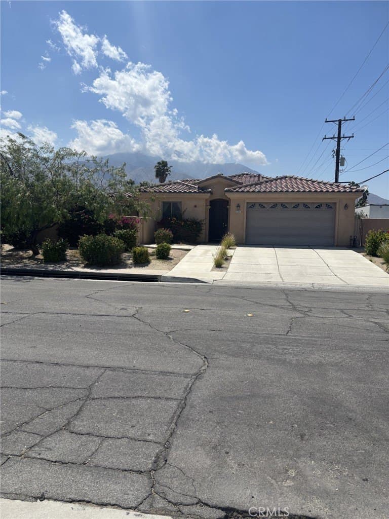 Unknown, Palm Springs