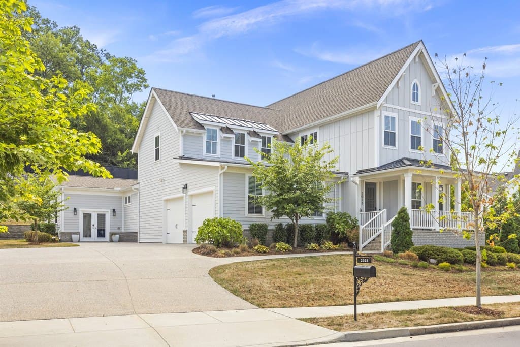 2023 McAvoy Dr, Franklin