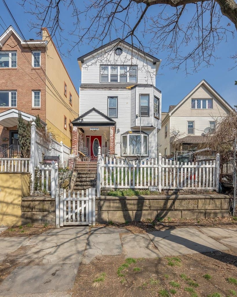 11-29 30th Rd, Queens