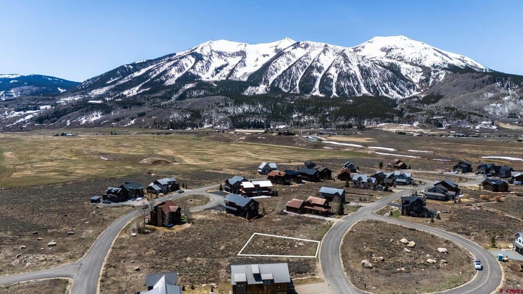 83 White Stallion Cir, Crested Butte