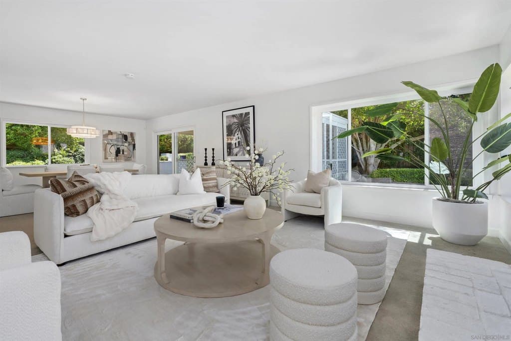 445 Avenida Primavera, Del Mar