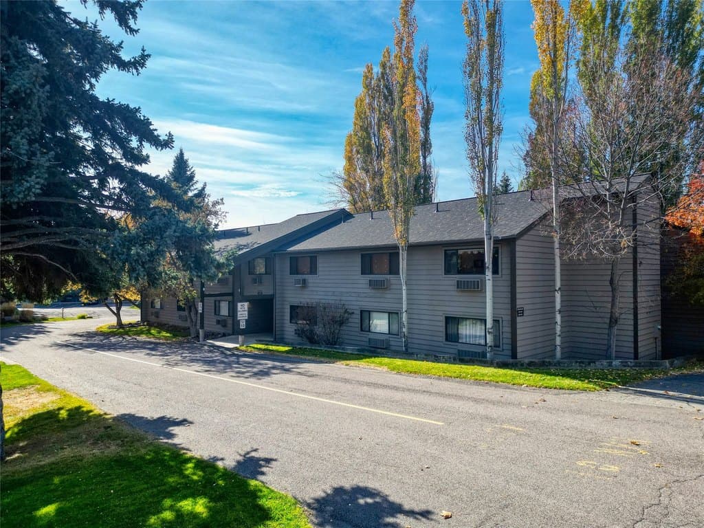 180 Vista Ln Unit 137, Bigfork