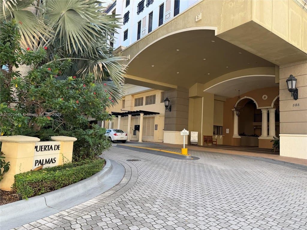 888 S Douglas Rd Apt 917, Coral Gables