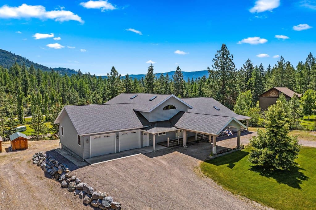 181 Sylvan Dr, Bigfork