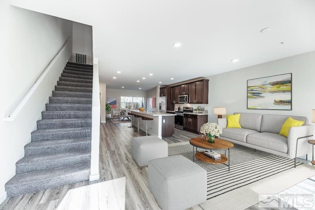 2381 Tecumseh Way Unit 18, Sparks