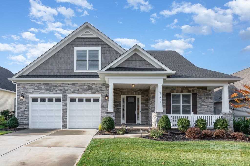 21016 Molly Harper Dr, Cornelius