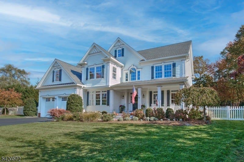 3 Meadow Ct, Madison