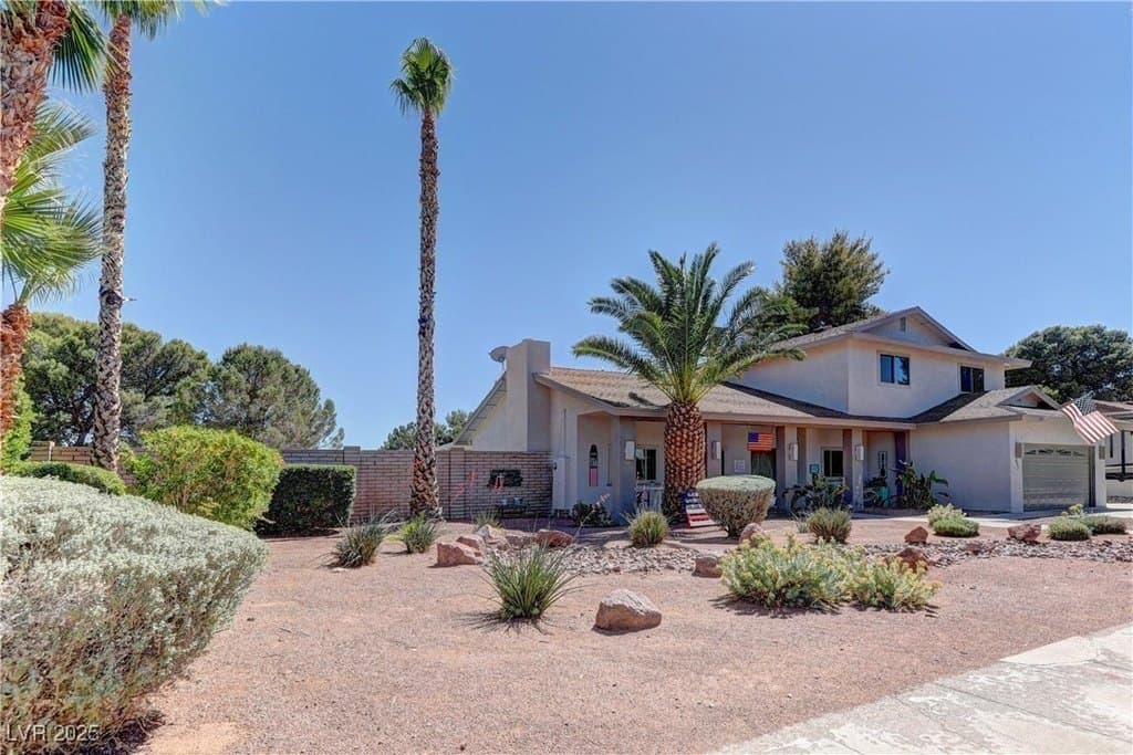 893 Fairway Dr, Boulder City