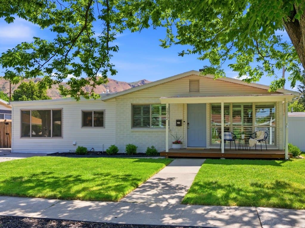 1212 N Buccaneer Dr, Salt Lake City