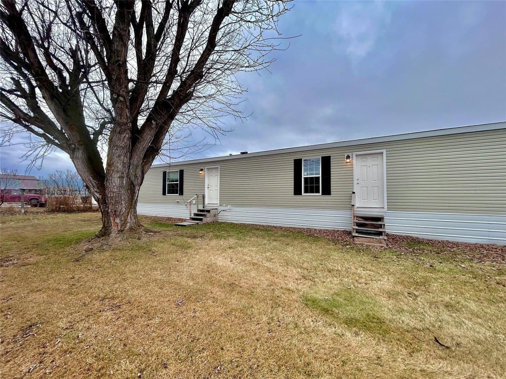 1340 Willow Glen Dr Trlr 31, Kalispell