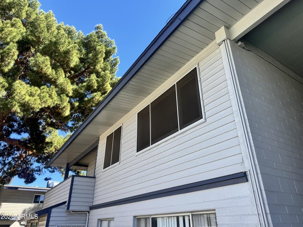 2549 W Rose Ln Unit A213