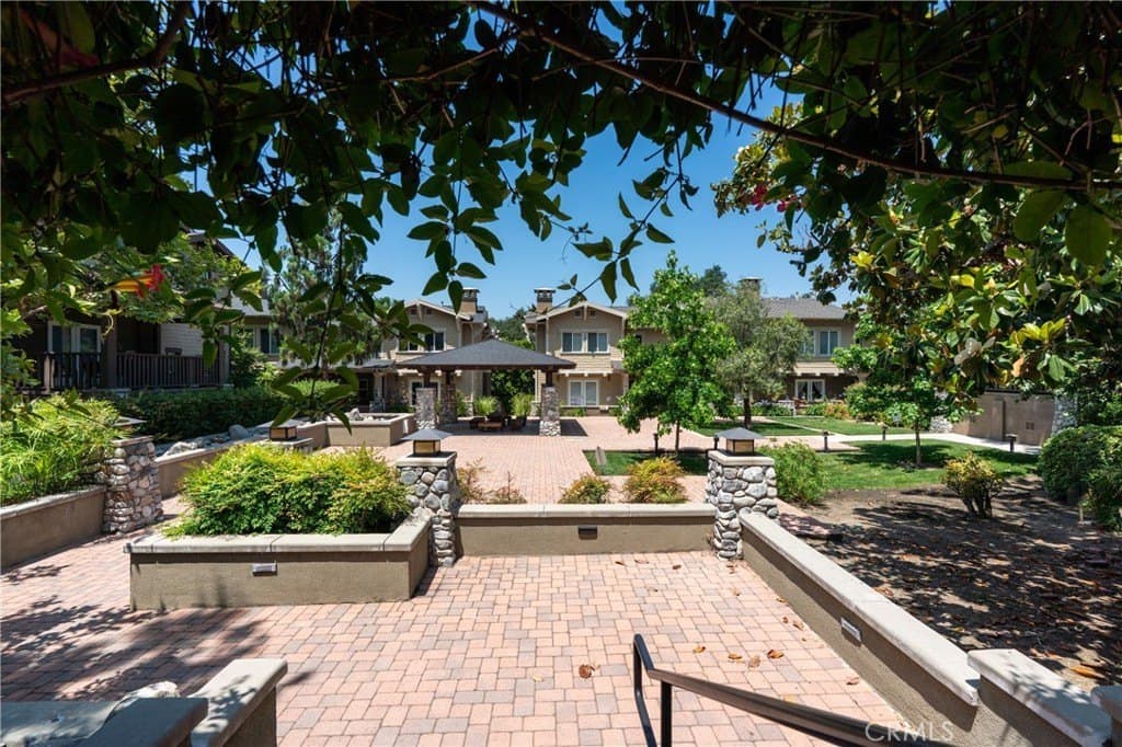 1709 N Fair Oaks Ave Unit 118, Pasadena