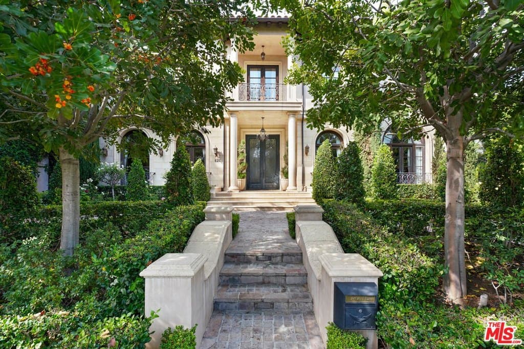620 Walden Dr, Beverly Hills