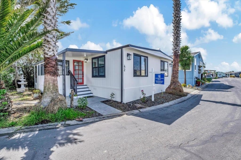 2395 Delaware Ave Spc 42, Santa Cruz