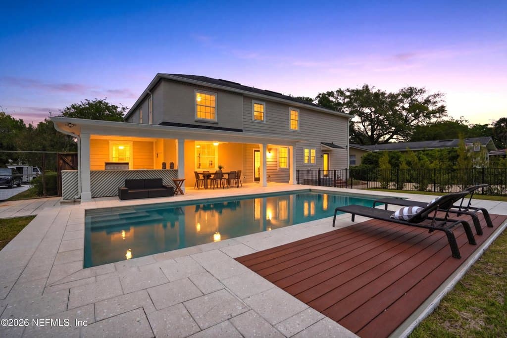 1052 Holly Ln, Jacksonville